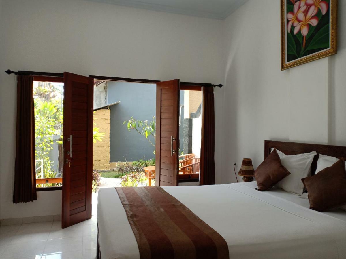 Dwiki Putra Home Stay Нуса-Лембонган Экстерьер фото